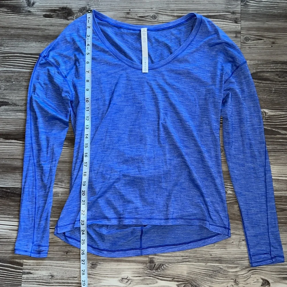 Lululemon On Track Long Sleeve Top in Heathered Cerulean Blue - Picture 8 of 9